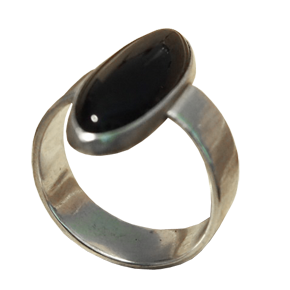 Zilveren ring met onyx